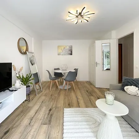 Les Primeveres Apartment